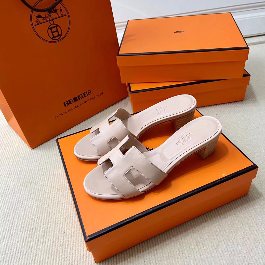 에르메스 올수공 오아시스 슬리퍼 샌들 스위프트 43